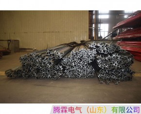鋼極滑觸線